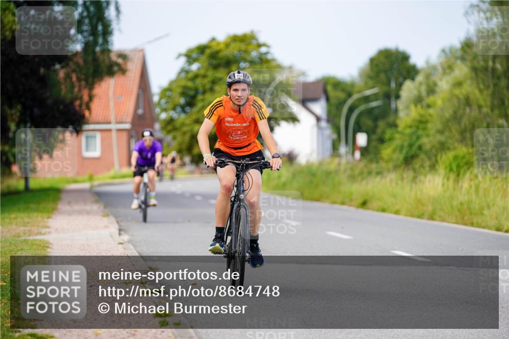 31.08.2025 - Elbe Triathlon Hamburg Michael Burmester http://msf.ph/oto/8684748 31.08.2025 11:24:34 Radfahren 952, 1477 meine-sportfotos.de