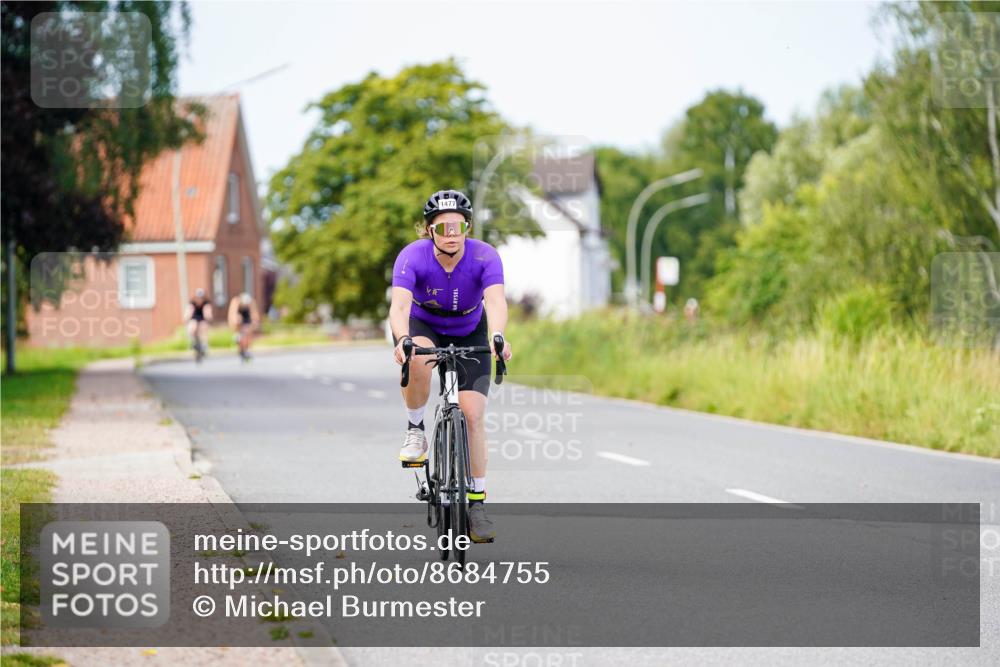 31.08.2025 - Elbe Triathlon Hamburg Michael Burmester http://msf.ph/oto/8684755 31.08.2025 11:24:38 Radfahren 952, 1477 meine-sportfotos.de