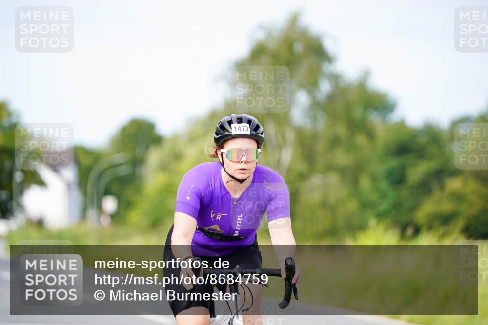 31.08.2025 - Elbe Triathlon Hamburg Michael Burmester http://msf.ph/oto/8684759 31.08.2025 11:24:39 Radfahren 952, 1477 meine-sportfotos.de