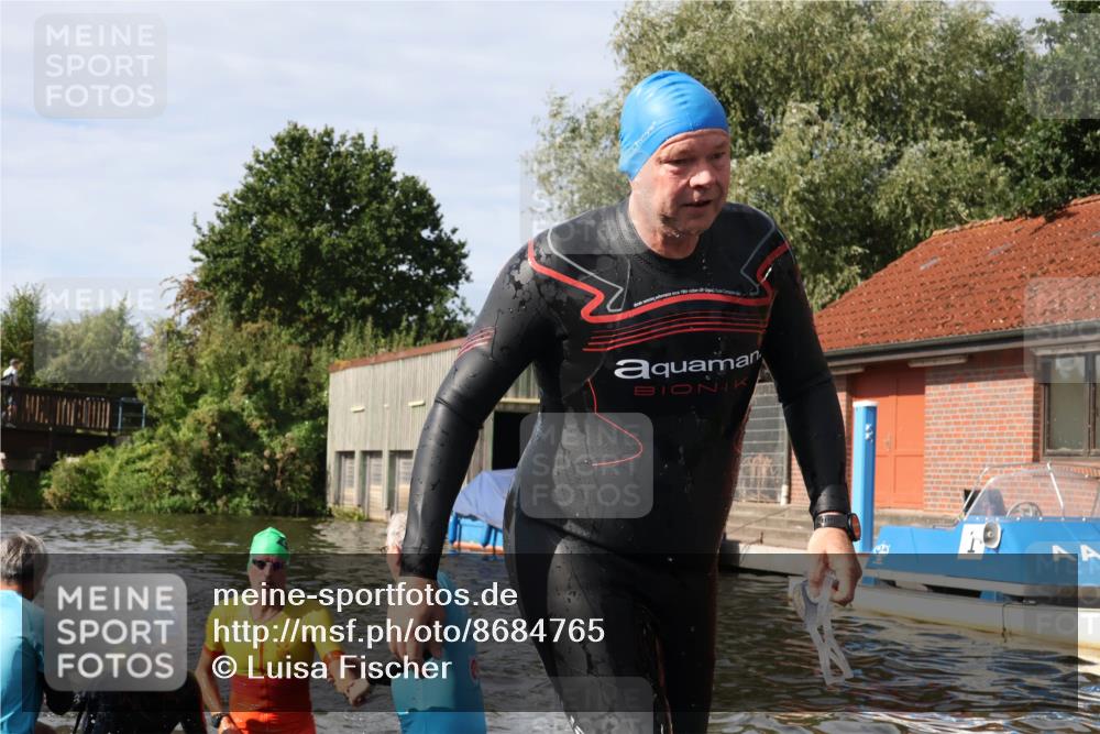 31.08.2025 - Elbe Triathlon Hamburg Luisa Fischer http://msf.ph/oto/8684765 31.08.2025 10:31:11 Schwimmen 1250, 1257, 1279, 1293, 1501 meine-sportfotos.de