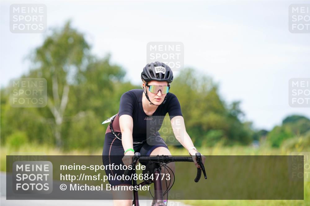 31.08.2025 - Elbe Triathlon Hamburg Michael Burmester http://msf.ph/oto/8684773 31.08.2025 11:24:52 Radfahren 1556, 1593 meine-sportfotos.de
