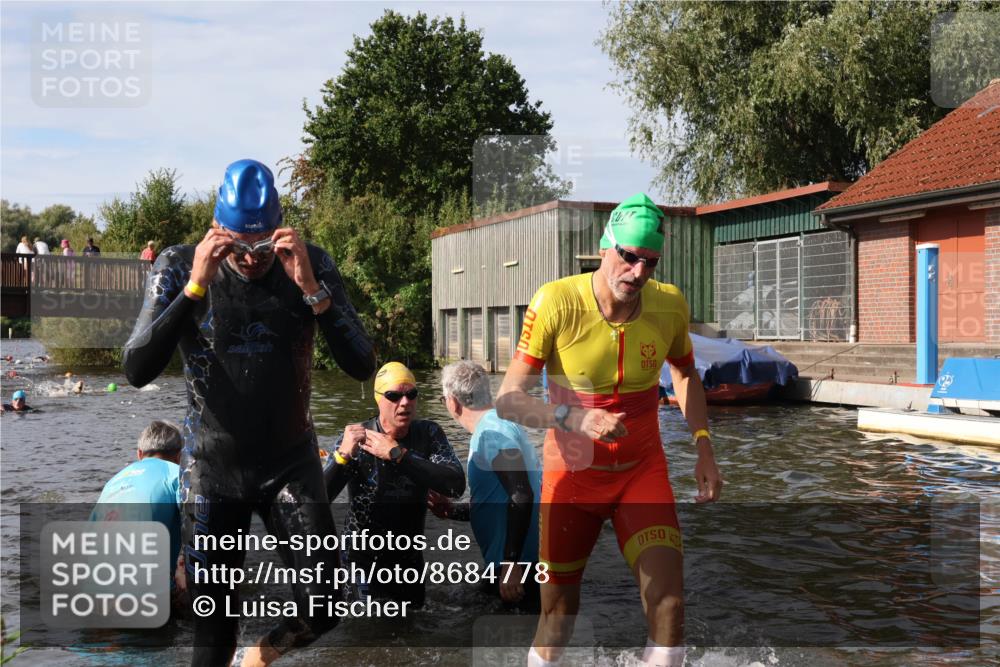 31.08.2025 - Elbe Triathlon Hamburg Luisa Fischer http://msf.ph/oto/8684778 31.08.2025 10:31:14 Schwimmen 1250, 1257, 1279, 1293, 1307, 1501 meine-sportfotos.de