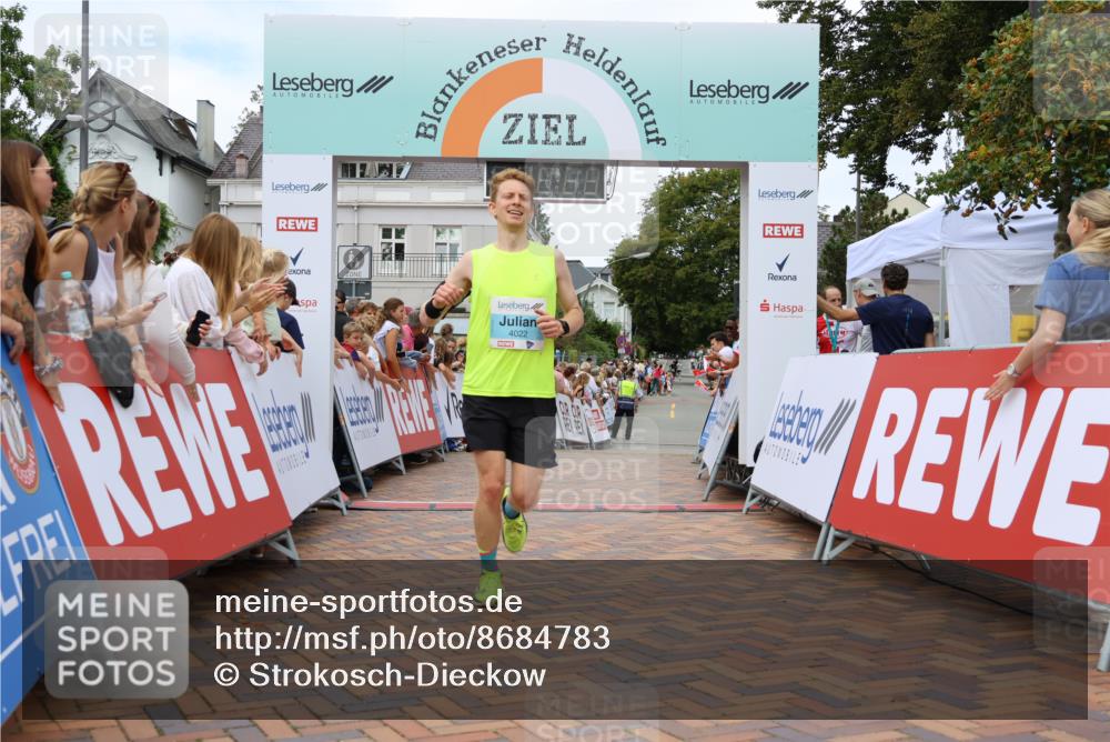 31.08.2025 - 21. Blankeneser Heldenlauf Strokosch-Dieckow http://msf.ph/oto/8684783 31.08.2025 12:01:52 Ziel 4022 meine-sportfotos.de