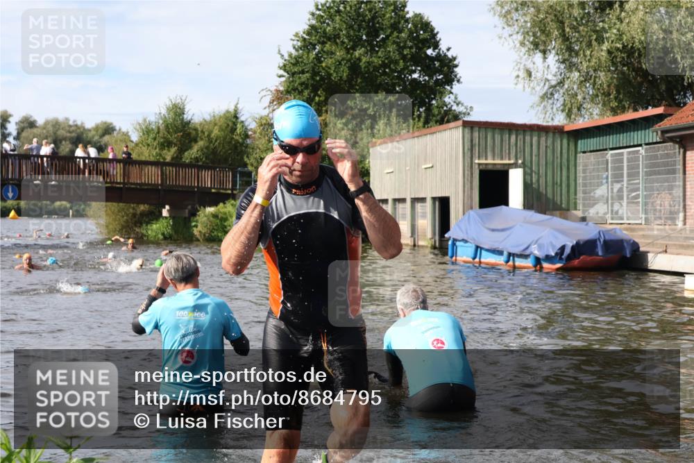 31.08.2025 - Elbe Triathlon Hamburg Luisa Fischer http://msf.ph/oto/8684795 31.08.2025 10:31:23 Schwimmen 1279, 1307 meine-sportfotos.de