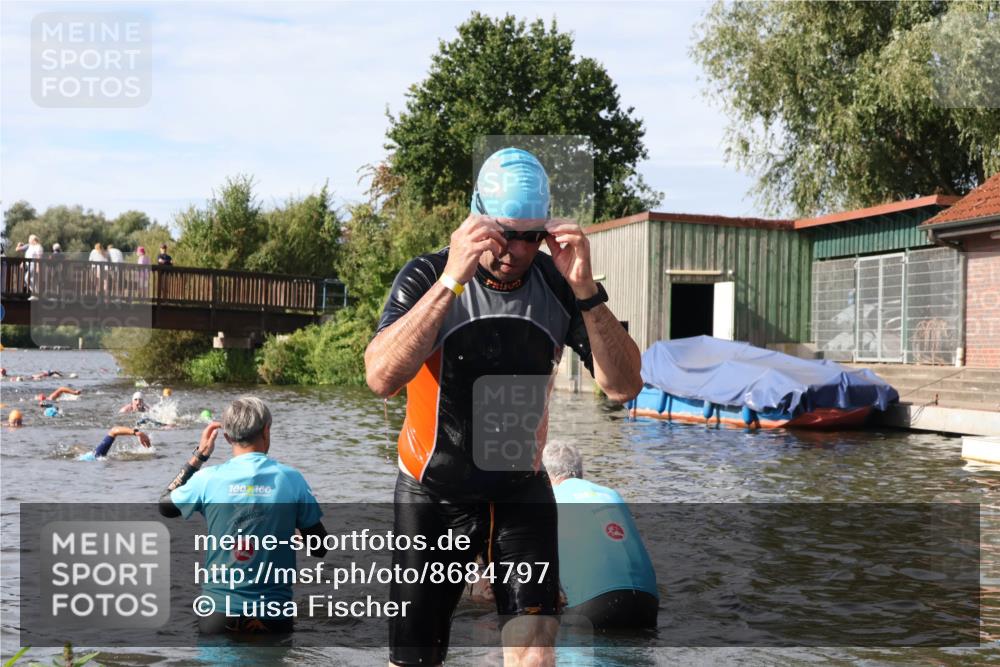 31.08.2025 - Elbe Triathlon Hamburg Luisa Fischer http://msf.ph/oto/8684797 31.08.2025 10:31:24 Schwimmen 1307, 1344 meine-sportfotos.de