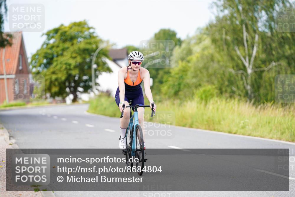 31.08.2025 - Elbe Triathlon Hamburg Michael Burmester http://msf.ph/oto/8684804 31.08.2025 11:25:47 Radfahren 1579, 1605 meine-sportfotos.de