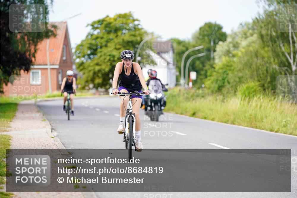 31.08.2025 - Elbe Triathlon Hamburg Michael Burmester http://msf.ph/oto/8684819 31.08.2025 11:26:41 Radfahren 1574, 1618 meine-sportfotos.de