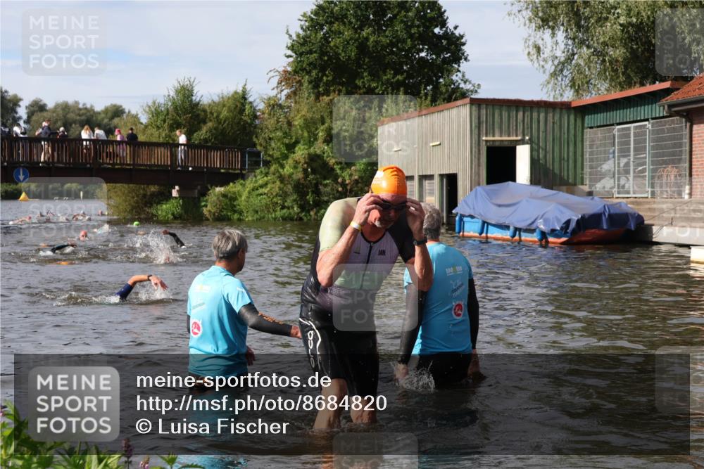 31.08.2025 - Elbe Triathlon Hamburg Luisa Fischer http://msf.ph/oto/8684820 31.08.2025 10:31:30 Schwimmen 1344 meine-sportfotos.de