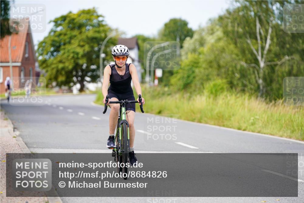 31.08.2025 - Elbe Triathlon Hamburg Michael Burmester http://msf.ph/oto/8684826 31.08.2025 11:26:45 Radfahren 1574, 1618 meine-sportfotos.de