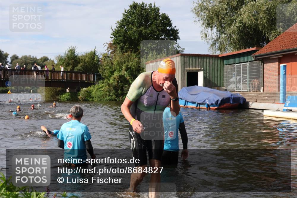 31.08.2025 - Elbe Triathlon Hamburg Luisa Fischer http://msf.ph/oto/8684827 31.08.2025 10:31:31 Schwimmen 1344 meine-sportfotos.de