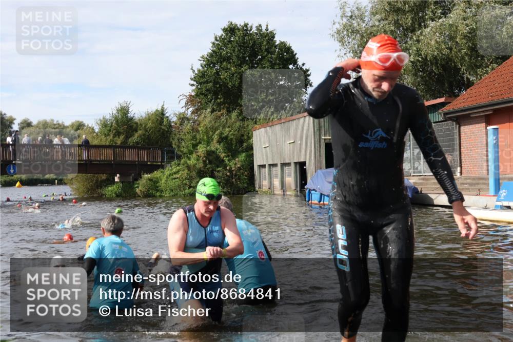 31.08.2025 - Elbe Triathlon Hamburg Luisa Fischer http://msf.ph/oto/8684841 31.08.2025 10:31:55 Schwimmen 1251, 1266, 1299, 1310, 1338 meine-sportfotos.de