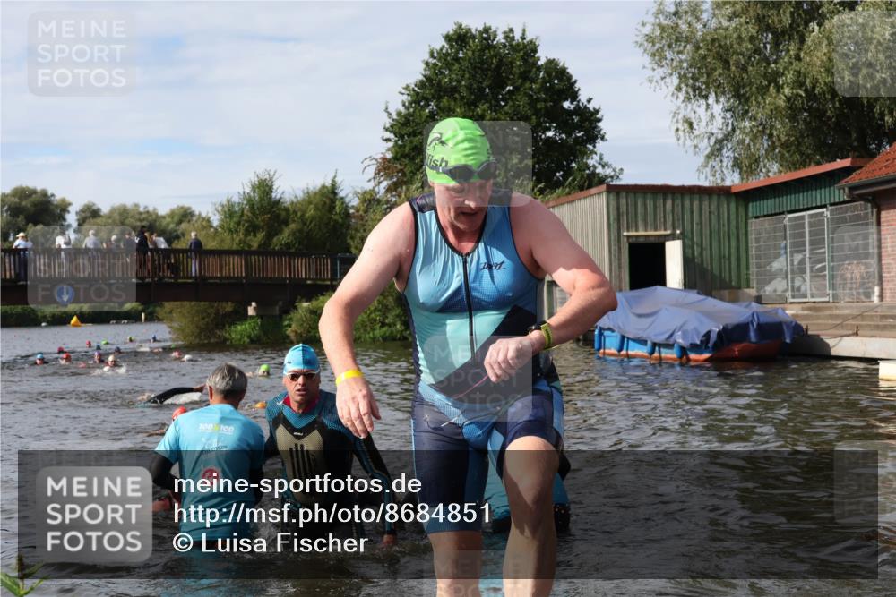 31.08.2025 - Elbe Triathlon Hamburg Luisa Fischer http://msf.ph/oto/8684851 31.08.2025 10:31:57 Schwimmen 1251, 1266, 1299, 1310, 1311, 1338 meine-sportfotos.de