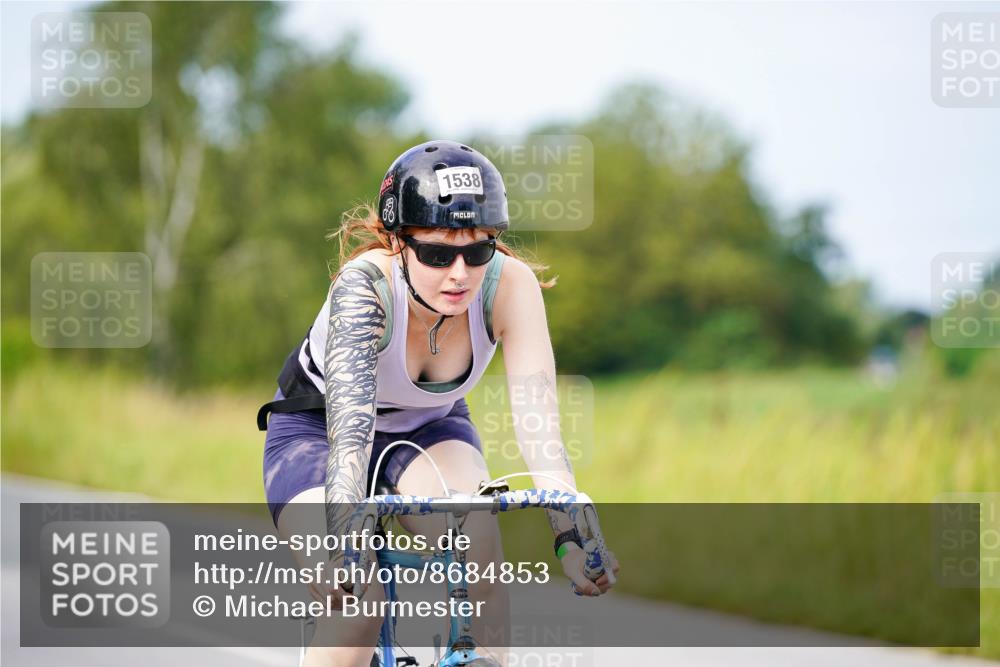 31.08.2025 - Elbe Triathlon Hamburg Michael Burmester http://msf.ph/oto/8684853 31.08.2025 11:27:02 Radfahren 1538 meine-sportfotos.de