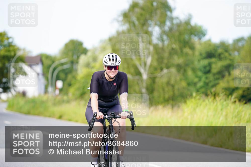 31.08.2025 - Elbe Triathlon Hamburg Michael Burmester http://msf.ph/oto/8684860 31.08.2025 11:27:24 Radfahren 1563 meine-sportfotos.de