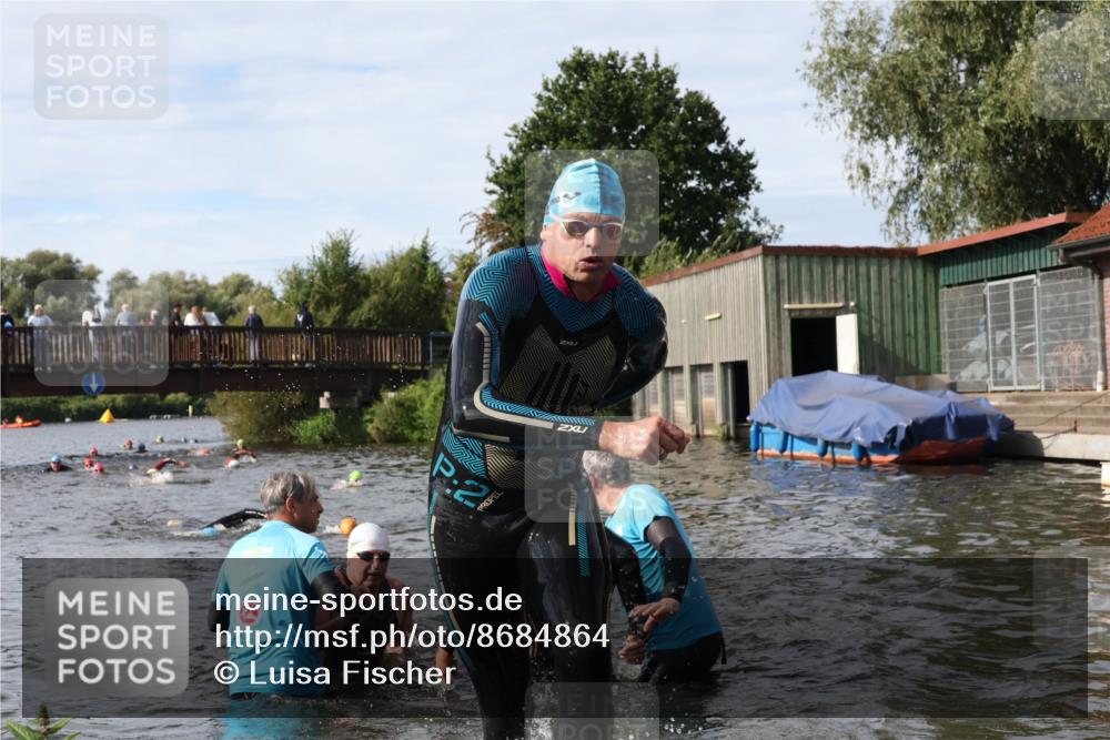 31.08.2025 - Elbe Triathlon Hamburg Luisa Fischer http://msf.ph/oto/8684864 31.08.2025 10:32:00 Schwimmen 1251, 1266, 1299, 1305, 1311, 1338 meine-sportfotos.de