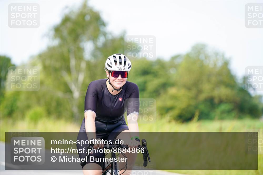 31.08.2025 - Elbe Triathlon Hamburg Michael Burmester http://msf.ph/oto/8684866 31.08.2025 11:27:24 Radfahren 1563 meine-sportfotos.de