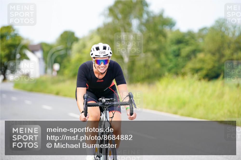 31.08.2025 - Elbe Triathlon Hamburg Michael Burmester http://msf.ph/oto/8684882 31.08.2025 11:27:35 Radfahren 1513, 1515, 1548 meine-sportfotos.de