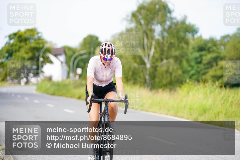31.08.2025 - Elbe Triathlon Hamburg Michael Burmester http://msf.ph/oto/8684895 31.08.2025 11:27:40 Radfahren 1513 meine-sportfotos.de