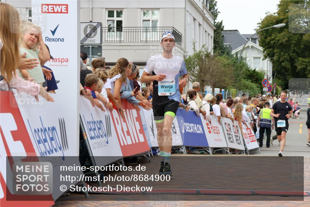 31.08.2025 - 21. Blankeneser Heldenlauf Strokosch-Dieckow http://msf.ph/oto/8684900 31.08.2025 12:01:30 Ziel 4364, 4279 meine-sportfotos.de