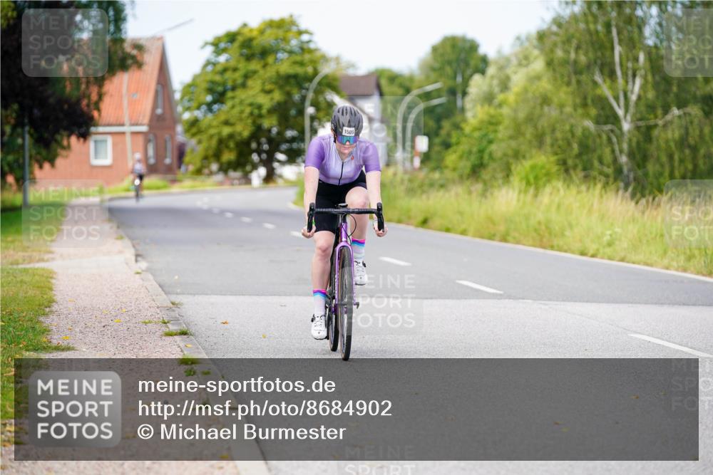 31.08.2025 - Elbe Triathlon Hamburg Michael Burmester http://msf.ph/oto/8684902 31.08.2025 11:28:02 Radfahren 1509 meine-sportfotos.de