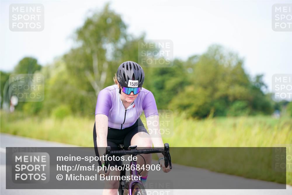 31.08.2025 - Elbe Triathlon Hamburg Michael Burmester http://msf.ph/oto/8684906 31.08.2025 11:28:04 Radfahren 1509 meine-sportfotos.de