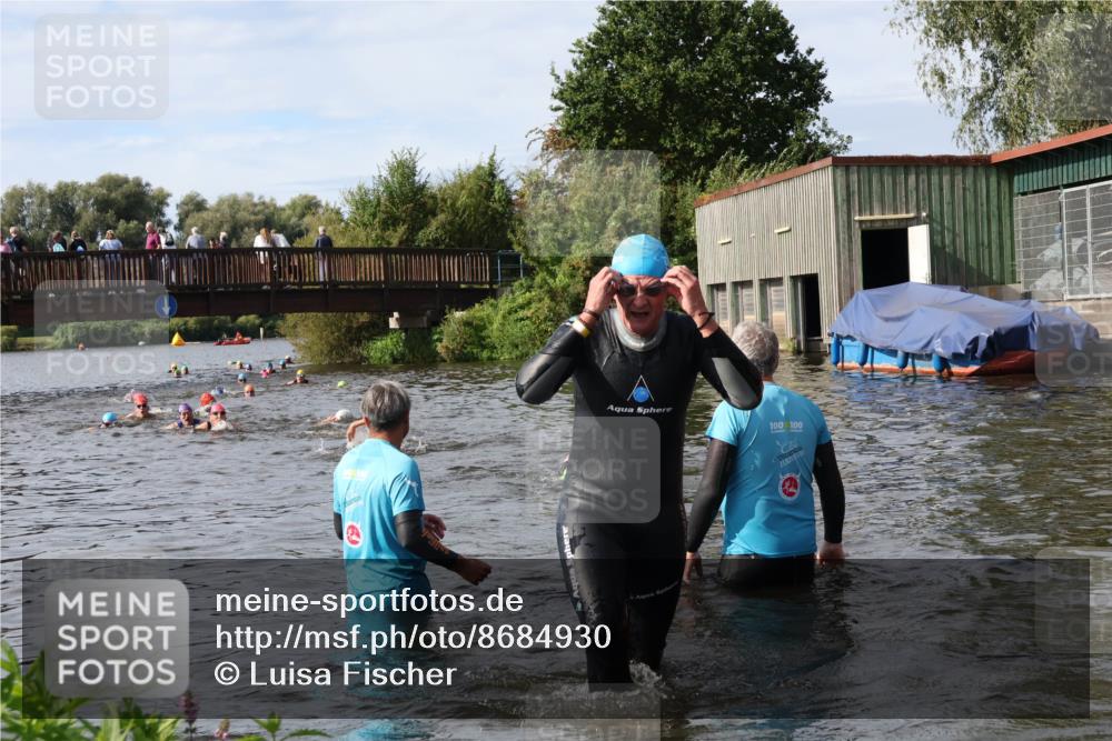 31.08.2025 - Elbe Triathlon Hamburg Luisa Fischer http://msf.ph/oto/8684930 31.08.2025 10:32:20 Schwimmen 1302, 1337 meine-sportfotos.de