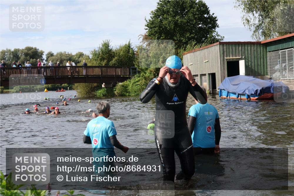 31.08.2025 - Elbe Triathlon Hamburg Luisa Fischer http://msf.ph/oto/8684931 31.08.2025 10:32:20 Schwimmen 1302, 1337 meine-sportfotos.de
