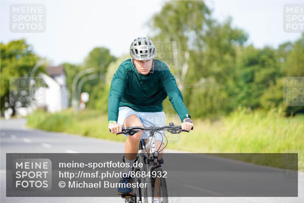 31.08.2025 - Elbe Triathlon Hamburg Michael Burmester http://msf.ph/oto/8684932 31.08.2025 11:31:22 Radfahren 1606 meine-sportfotos.de