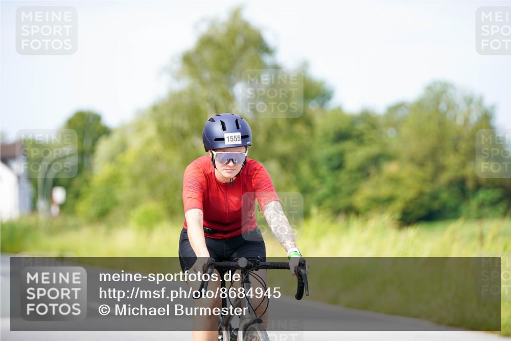 31.08.2025 - Elbe Triathlon Hamburg Michael Burmester http://msf.ph/oto/8684945 31.08.2025 11:31:38 Radfahren 1555 meine-sportfotos.de