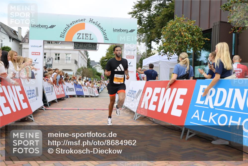 31.08.2025 - 21. Blankeneser Heldenlauf Strokosch-Dieckow http://msf.ph/oto/8684962 31.08.2025 12:01:22 Ziel 5654, 4219 meine-sportfotos.de