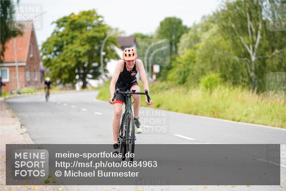 31.08.2025 - Elbe Triathlon Hamburg Michael Burmester http://msf.ph/oto/8684963 31.08.2025 12:17:53 Radfahren 1623 meine-sportfotos.de