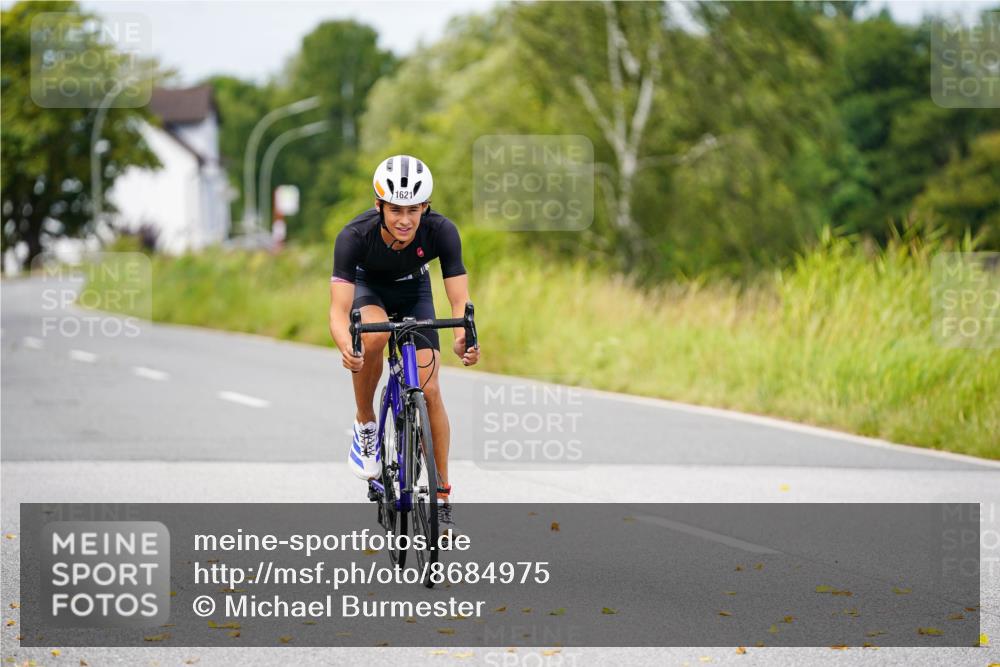 31.08.2025 - Elbe Triathlon Hamburg Michael Burmester http://msf.ph/oto/8684975 31.08.2025 12:18:02 Radfahren 1621 meine-sportfotos.de