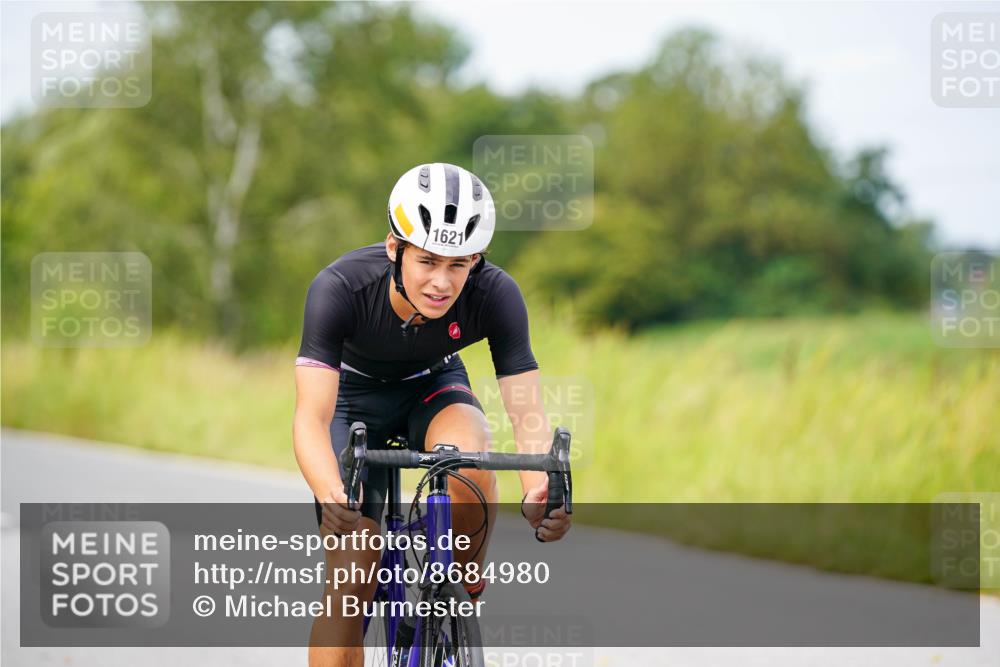31.08.2025 - Elbe Triathlon Hamburg Michael Burmester http://msf.ph/oto/8684980 31.08.2025 12:18:02 Radfahren 1621 meine-sportfotos.de