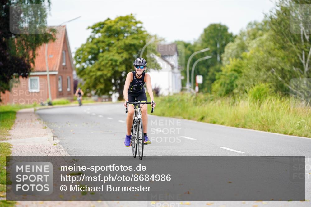 31.08.2025 - Elbe Triathlon Hamburg Michael Burmester http://msf.ph/oto/8684986 31.08.2025 12:20:00 Radfahren 1628 meine-sportfotos.de