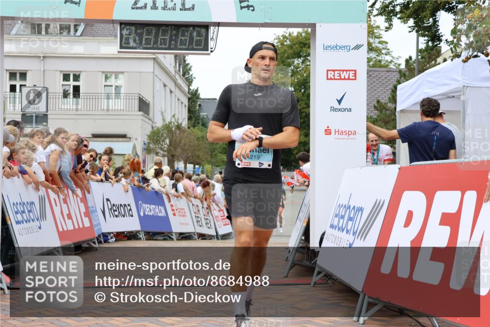 31.08.2025 - 21. Blankeneser Heldenlauf Strokosch-Dieckow http://msf.ph/oto/8684988 31.08.2025 12:01:16 Ziel 5814, 4219 meine-sportfotos.de