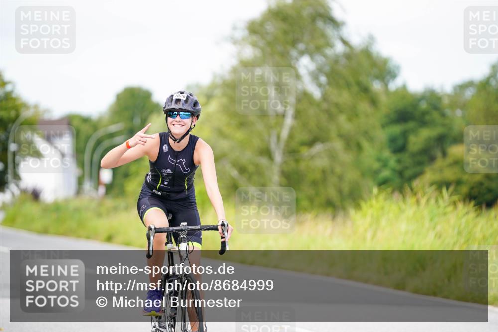 31.08.2025 - Elbe Triathlon Hamburg Michael Burmester http://msf.ph/oto/8684999 31.08.2025 12:20:01 Radfahren 1628 meine-sportfotos.de