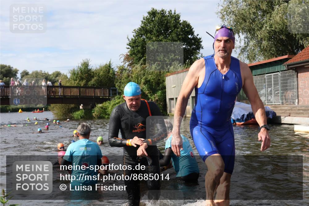 31.08.2025 - Elbe Triathlon Hamburg Luisa Fischer http://msf.ph/oto/8685014 31.08.2025 10:32:50 Schwimmen 1252, 1300, 1314, 1318, 1320, 1322 meine-sportfotos.de