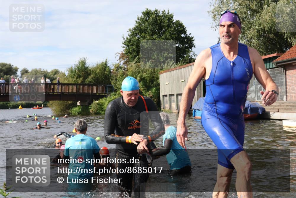31.08.2025 - Elbe Triathlon Hamburg Luisa Fischer http://msf.ph/oto/8685017 31.08.2025 10:32:51 Schwimmen 1252, 1275, 1300, 1314, 1318, 1320, 1322 meine-sportfotos.de