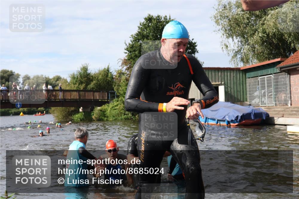 31.08.2025 - Elbe Triathlon Hamburg Luisa Fischer http://msf.ph/oto/8685024 31.08.2025 10:32:52 Schwimmen 1252, 1275, 1300, 1314, 1318, 1320, 1322 meine-sportfotos.de
