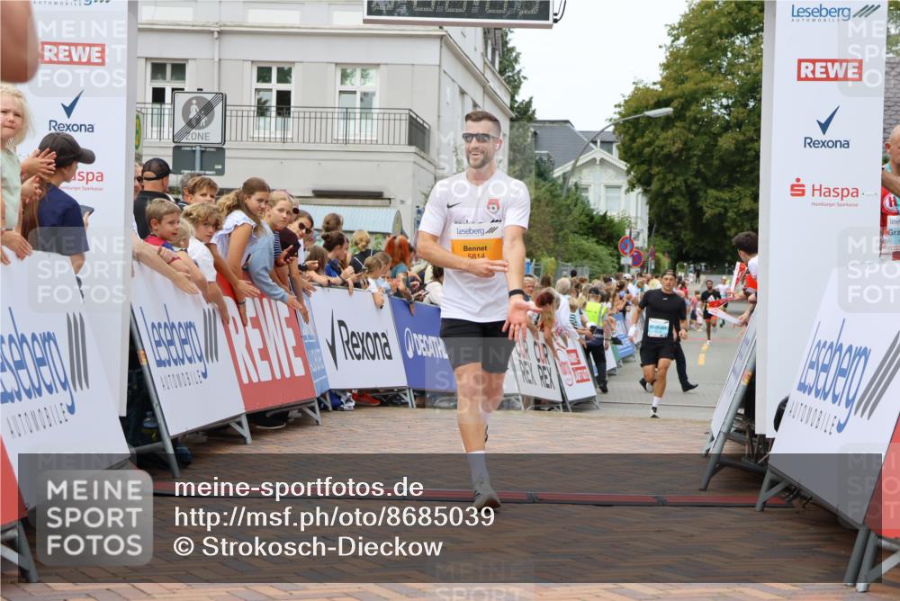 31.08.2025 - 21. Blankeneser Heldenlauf Strokosch-Dieckow http://msf.ph/oto/8685039 31.08.2025 12:01:12 Ziel 5814, 4219 meine-sportfotos.de