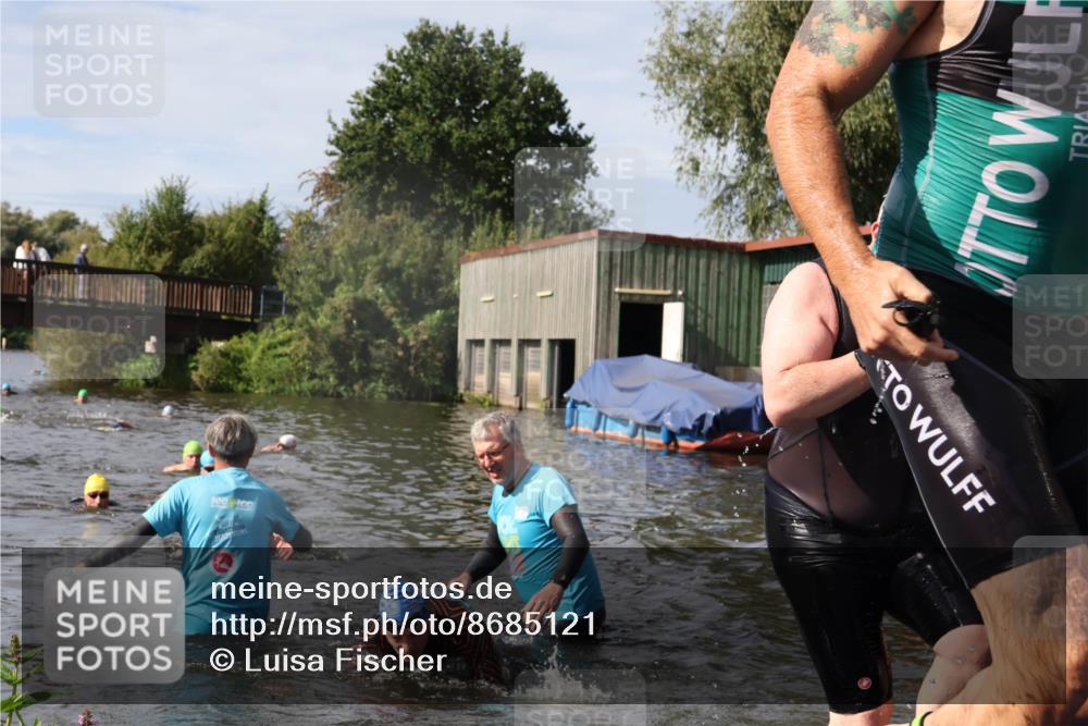 31.08.2025 - Elbe Triathlon Hamburg Luisa Fischer http://msf.ph/oto/8685121 31.08.2025 10:33:31 Schwimmen 1259, 1268, 1270, 1308, 1325 meine-sportfotos.de