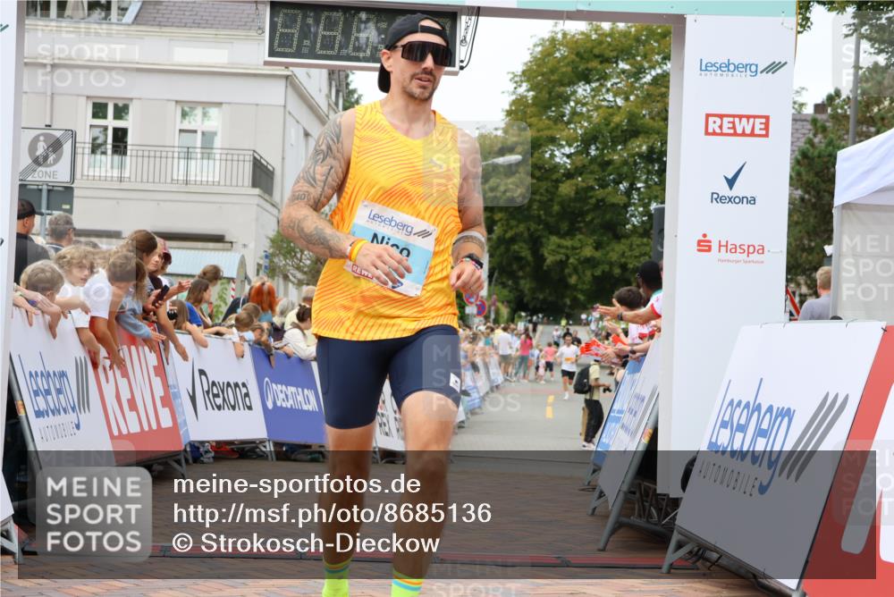 31.08.2025 - 21. Blankeneser Heldenlauf Strokosch-Dieckow http://msf.ph/oto/8685136 31.08.2025 12:01:01 Ziel 4366, 4007 meine-sportfotos.de