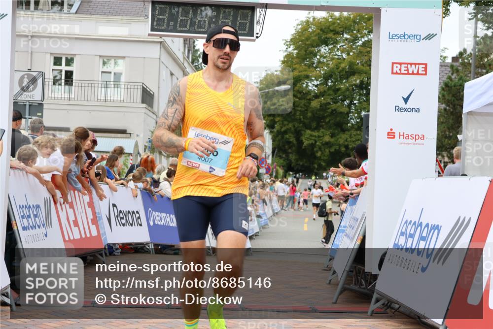 31.08.2025 - 21. Blankeneser Heldenlauf Strokosch-Dieckow http://msf.ph/oto/8685146 31.08.2025 12:01:01 Ziel 4366, 4007 meine-sportfotos.de