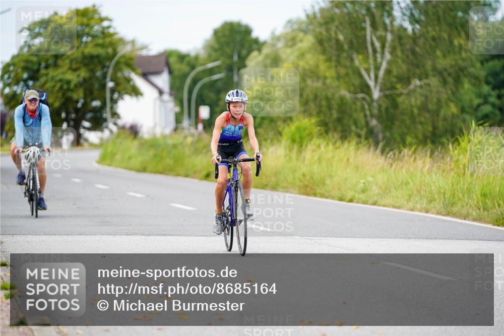 31.08.2025 - Elbe Triathlon Hamburg Michael Burmester http://msf.ph/oto/8685164 31.08.2025 12:33:50 Radfahren 1652 meine-sportfotos.de