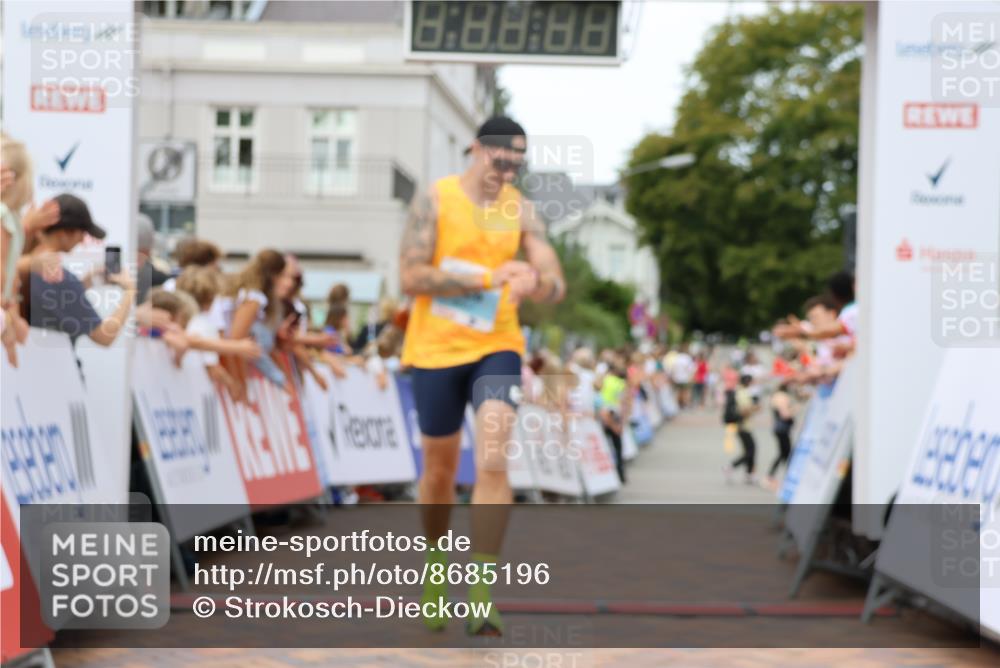 31.08.2025 - 21. Blankeneser Heldenlauf Strokosch-Dieckow http://msf.ph/oto/8685196 31.08.2025 12:01:00 Ziel 4366, 4007 meine-sportfotos.de