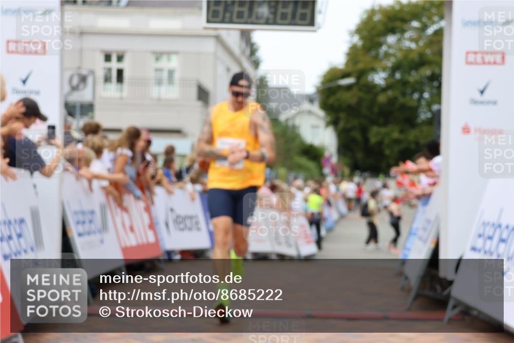 31.08.2025 - 21. Blankeneser Heldenlauf Strokosch-Dieckow http://msf.ph/oto/8685222 31.08.2025 12:01:00 Ziel 4366, 4007 meine-sportfotos.de