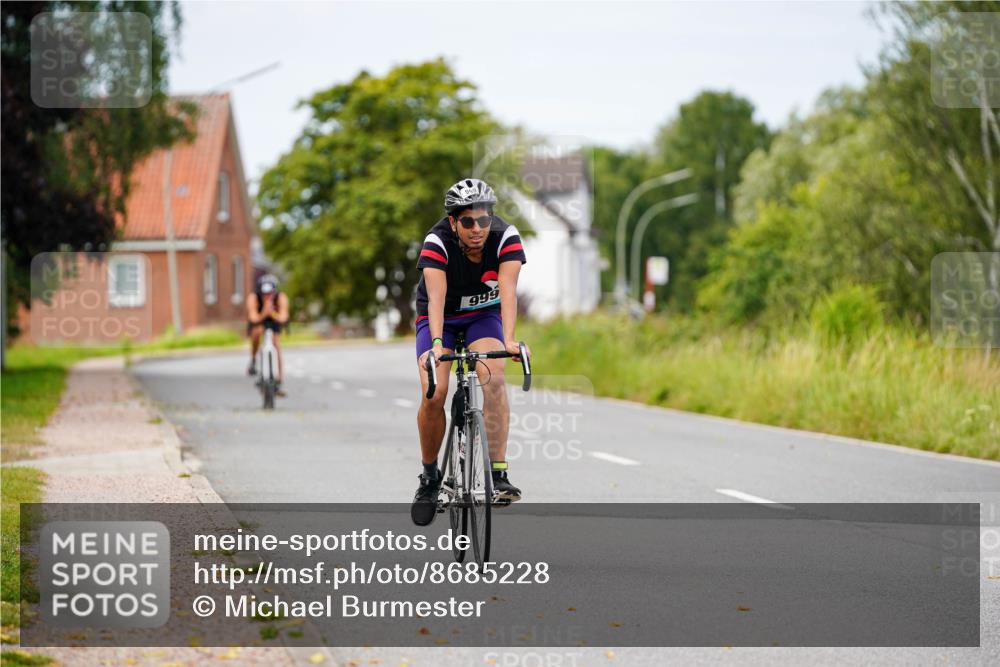 31.08.2025 - Elbe Triathlon Hamburg Michael Burmester http://msf.ph/oto/8685228 31.08.2025 12:35:57 Radfahren 1655 meine-sportfotos.de
