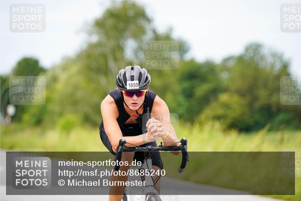 31.08.2025 - Elbe Triathlon Hamburg Michael Burmester http://msf.ph/oto/8685240 31.08.2025 12:36:02 Radfahren 1655 meine-sportfotos.de