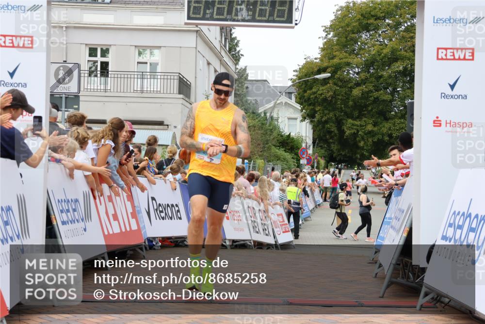 31.08.2025 - 21. Blankeneser Heldenlauf Strokosch-Dieckow http://msf.ph/oto/8685258 31.08.2025 12:01:00 Ziel 4366, 4007 meine-sportfotos.de