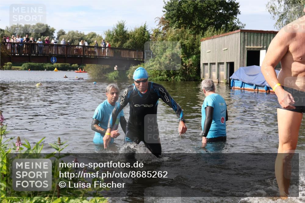 31.08.2025 - Elbe Triathlon Hamburg Luisa Fischer http://msf.ph/oto/8685262 31.08.2025 10:34:26 Schwimmen 1276, 1339 meine-sportfotos.de